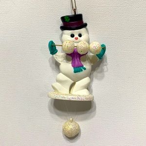 Snowman Cool juggler Hallmark